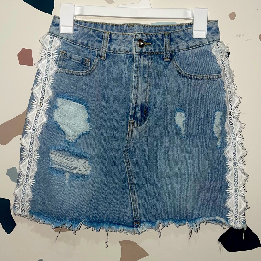 Small Denim lace mini skirt